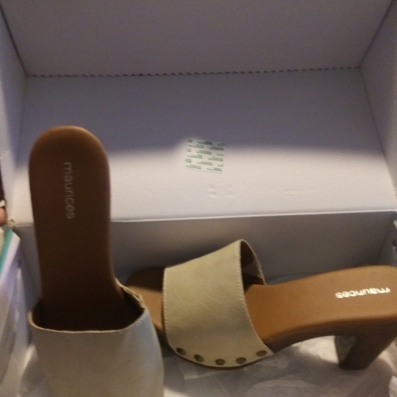 Maurices taupe wood heel open toe shoes - Picture 6 of 7